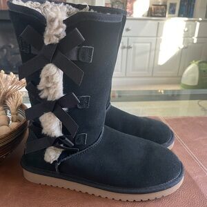 Koolaburra Black Winter Boots with Bows